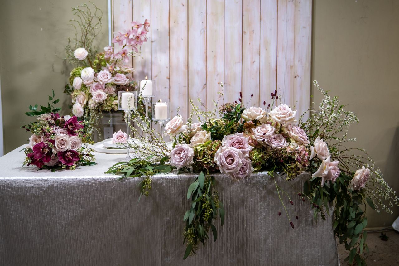 [UPDATE: Description of table centrepiece photo]